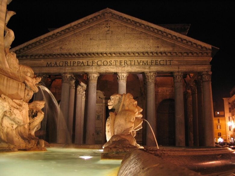 Pantheon, Roma
