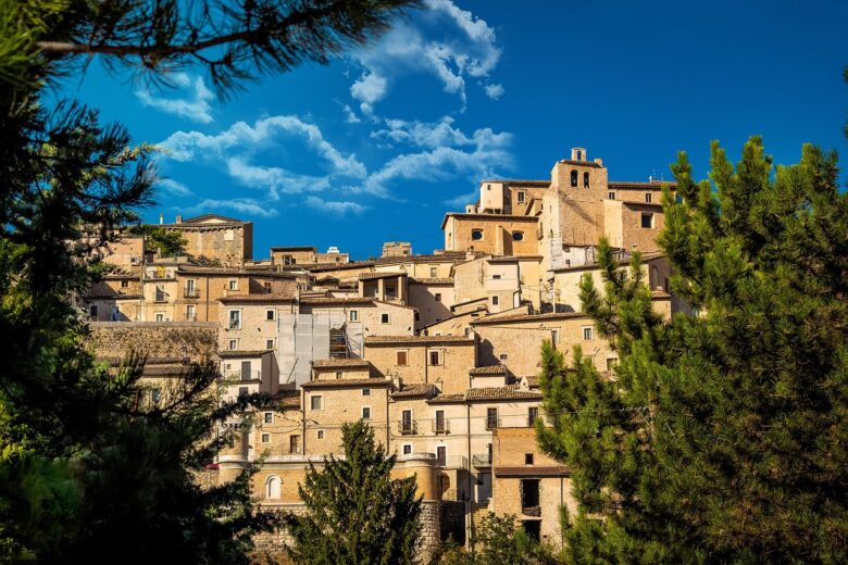 Borgo, Italia