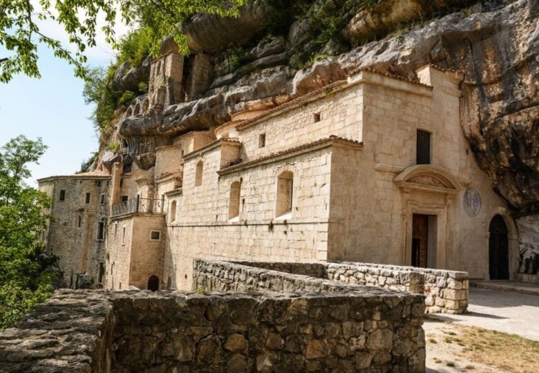 Eremo di Santo Spirito a Maiella