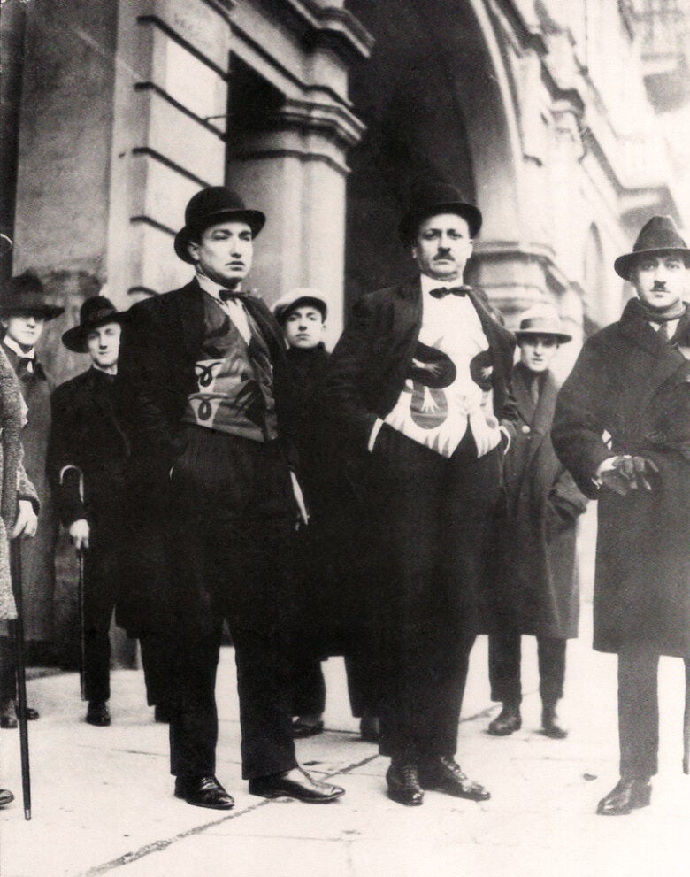 Futuristi_con_panciotti_futuristi