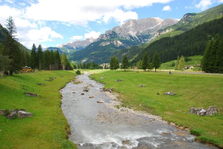 Val, Di