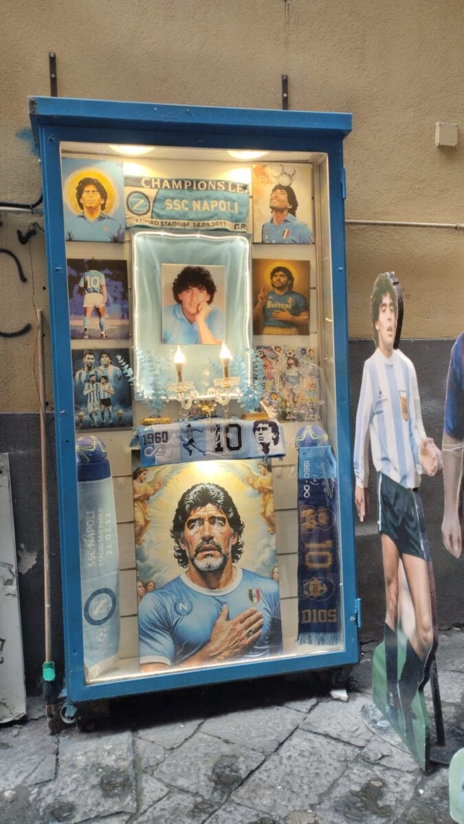 maradona-naples-italy maradona-naples-italy