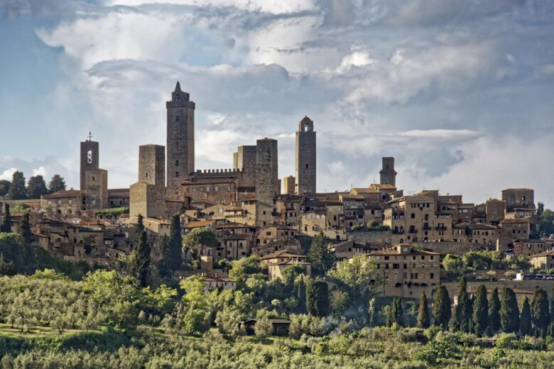 Panorama, Italia