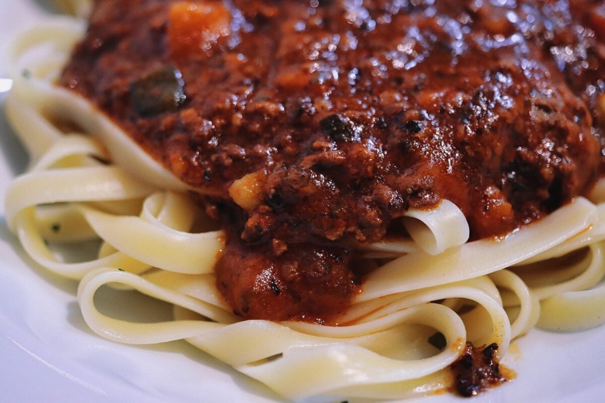 tagliatelle, bolognese, pasta, noodles, meal, bolognese sauce, italian cuisine, bolognese, bolognese, bolognese, bolognese, bolognese