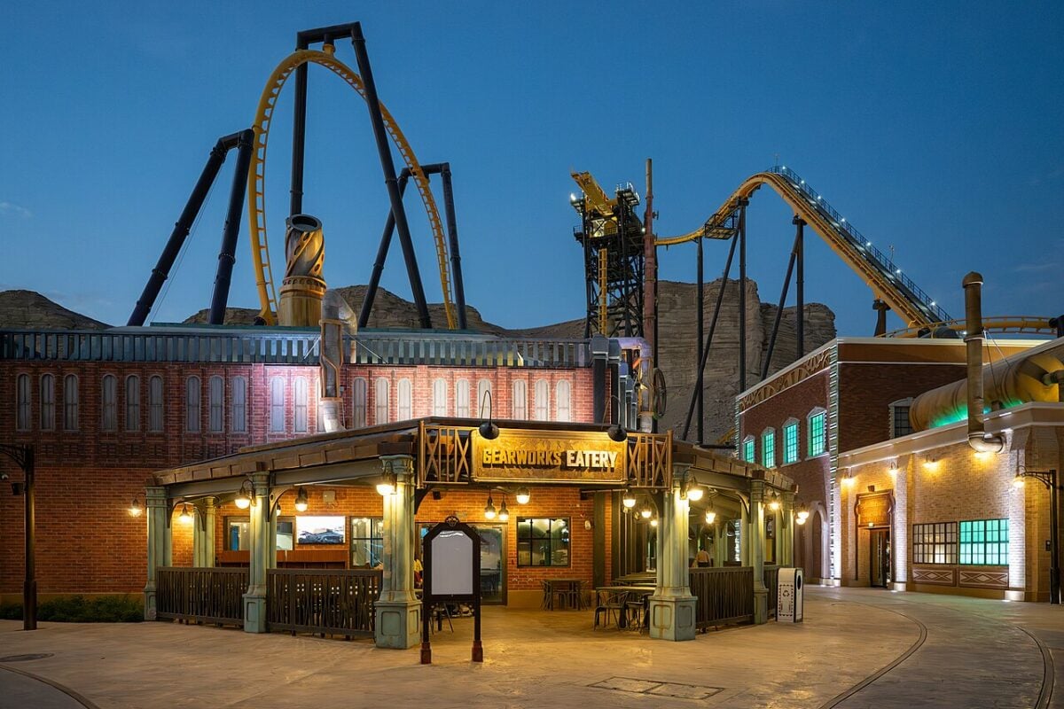 falcon's flight six flags qiddiya city